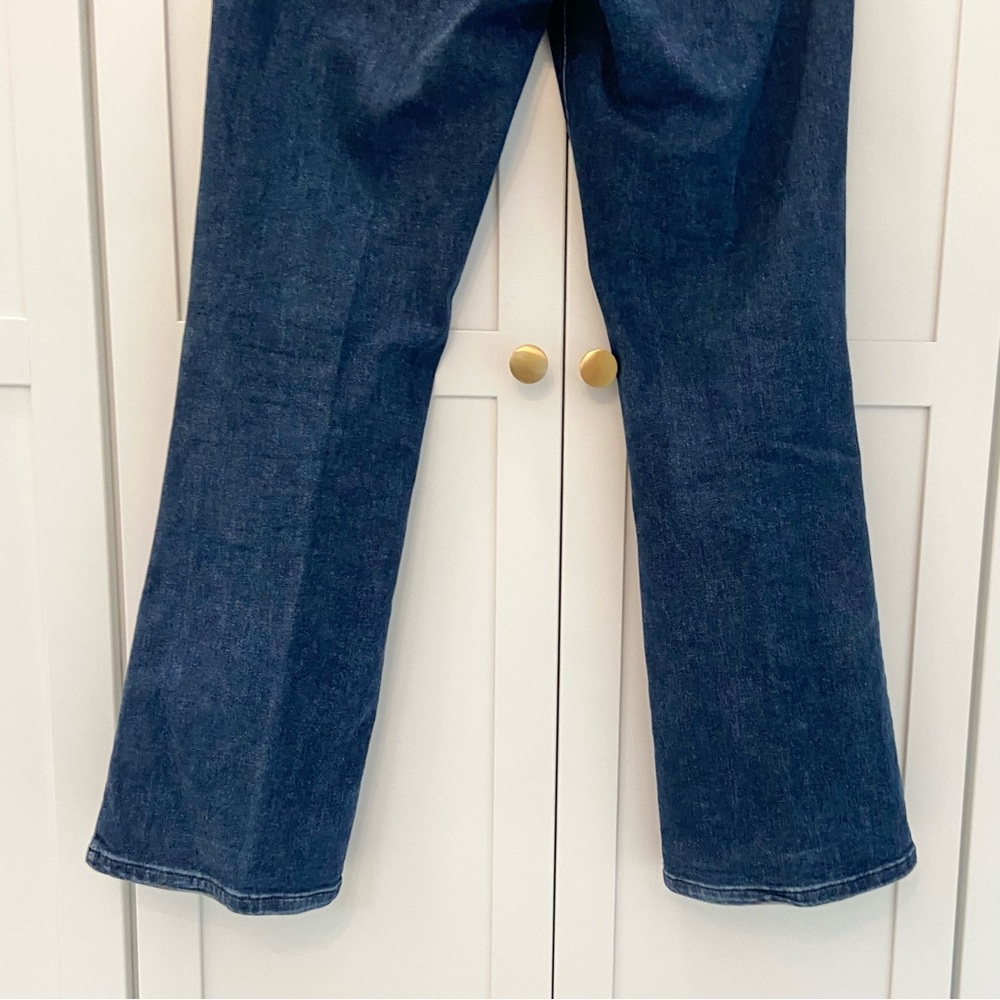 Brooke Shields Bootcut Blue Jeans Medium Wash Size 12 - Picture 10 of 11